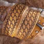 Košík s lanem raznice do kůže