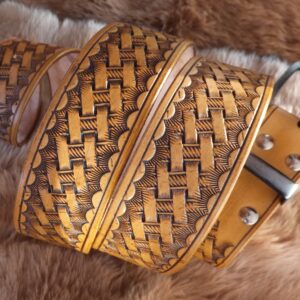 Košík s lanem raznice do kůže