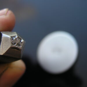 Královská koruna razidlo do kovu