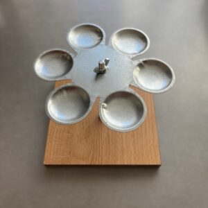 Stojánek na zdobení kraslic