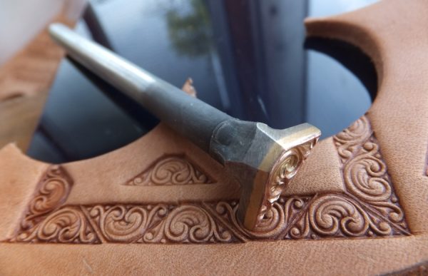 Lichoběžník s ornamentem