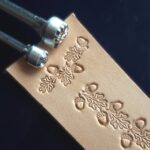 Dub a žalud razidla do kůže