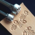 Dub a žalud razidla do kůže