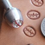 Kávové zrno razidlo do kůže