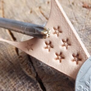 Mini hvězda razidlo do kůže