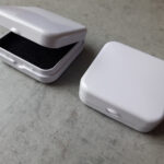 Kovová krabička bílá lesklá