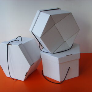 Krabice na klobouky šestihran bílá