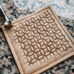 Hvězda s ornamentem do kůže